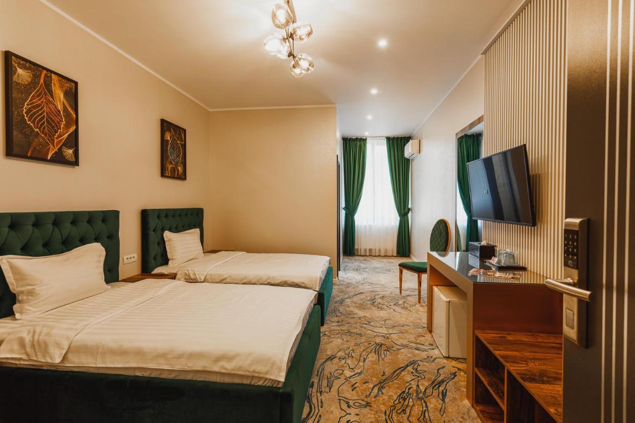 Motel Andra Tecuci Luaran gambar