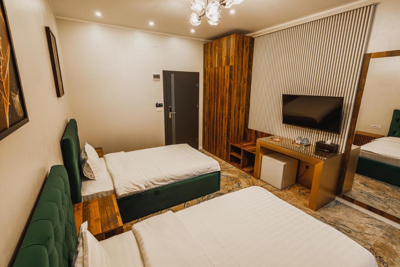 Motel Andra Tecuci Luaran gambar